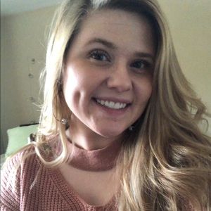 Meet your Posher, Whitney